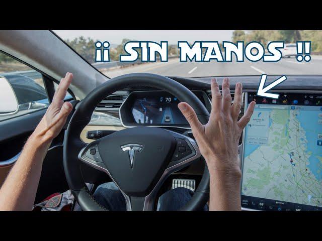 EL PILOTO AUTOMÁTICO DEL COCHE DE TESLA | Funciones autónomas (español)