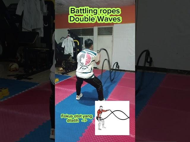 Gerakan Battling ropes double Waves Battle Rope Double Waves