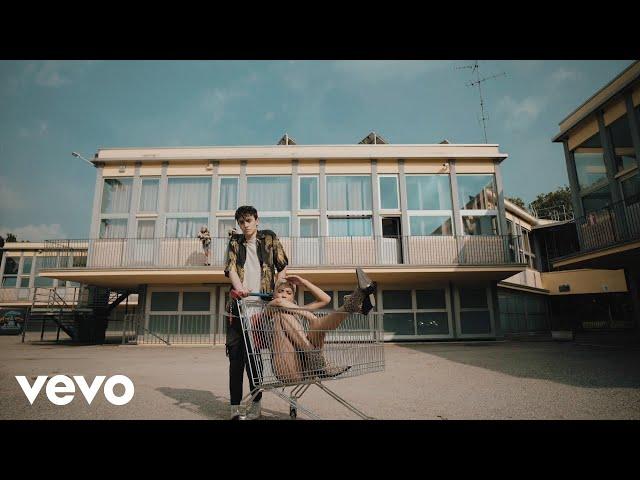 Elodie, Michele Bravi, Guè - Nero Bali