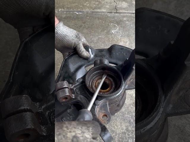 wheel bearing snap rings removal