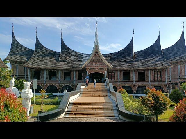 MUSEUM ADITYAWARMAN, SEJARAH KOTA PADANG .