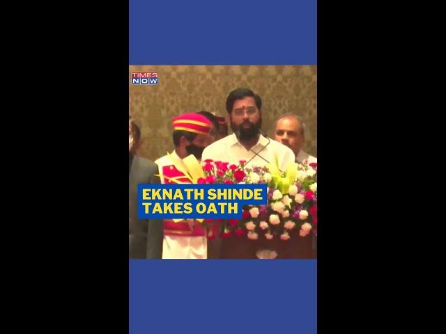 Eknath Shinde Takes Oath As Maha CM, Devendra Fadnavis As Deputy CM #shorts