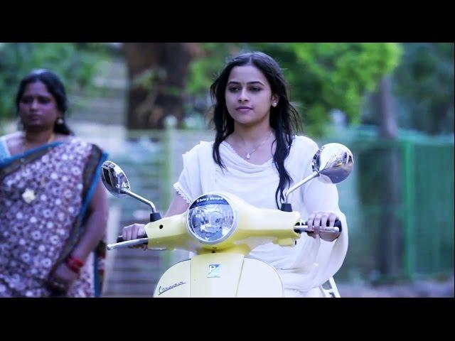 Jay (Sumanth Ashwin) suddenly Sees Manasvini (Sri Divya) Near Bus Stop Scene - Kerintha