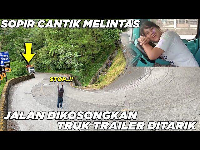 Wow.. Sopir Truk Cantik Melintas di Sitinjau Lauik, Jalan Dikosongkan Truk Trailer Terpaksa Ditarik