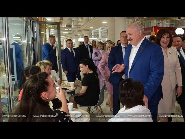ПОЛНОЕ ВИДЕО посещения Президентом Лукашенко торгового центра "Столица"