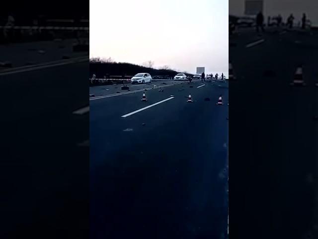 Audi R8 GT crash in China 320km/h (3/3)