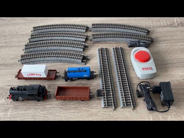 Ultimate unboxing & review: PIKO H0 Starter freight train set with steam locomotive & ballast track