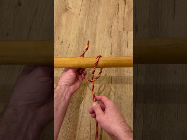 How to tie a Cow Hitch Knot.