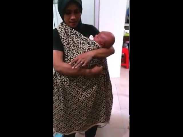 CARA MENGGENDONG BAYI DENGAN KAIN JARIT