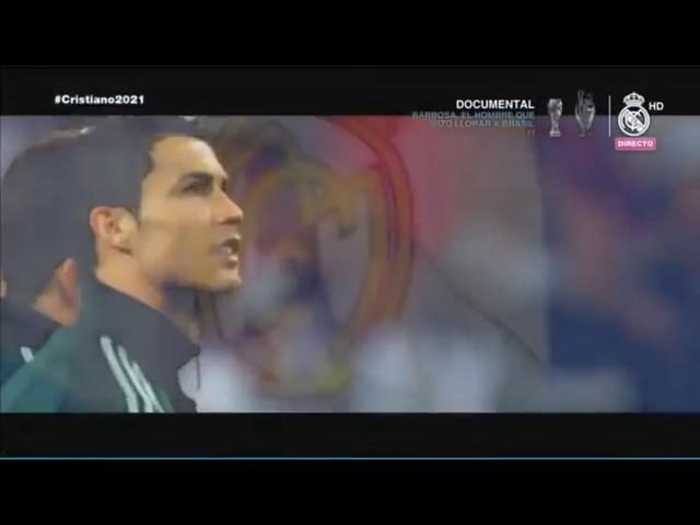 Reação de Cristiano Ronaldo vendo seus videos de Gols e Dribles pelo Real Madrid