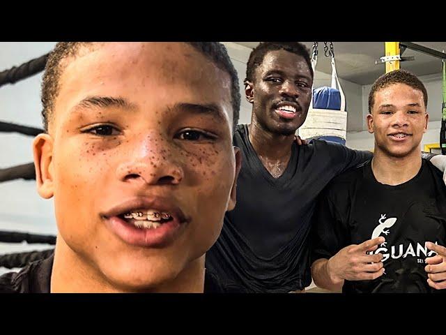 MAYWEATHER PROTEGE Curmel Moton SECONDS AFTER SPARRING Richardson Hitichins; DETAILS “GOOD WORK”