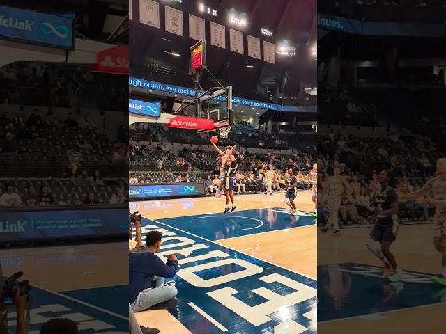 Nait George breakaway layup - Georgia Tech vs Charleston Southern