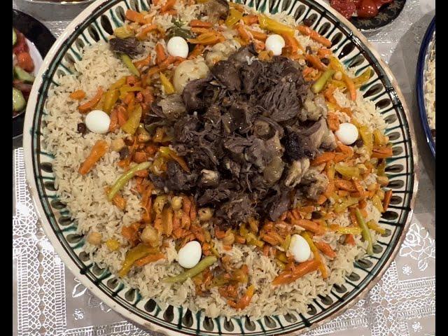 Samarkand Style Uzbek Plov (Pilaf, Palov, Osh) in open fire