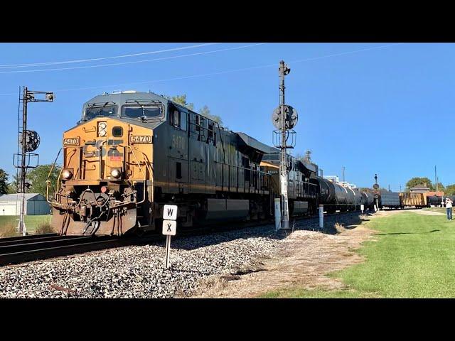 2 Trains Coming Off Both Legs Of The Wye One After The Other & Down The Same Main Line! CSX In Ohio