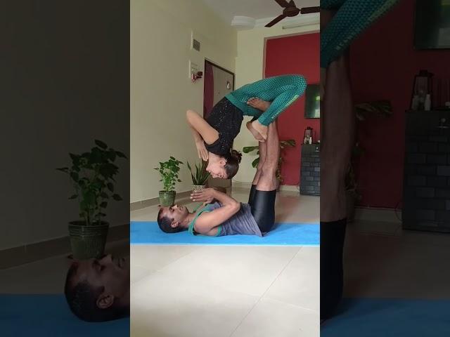 Acro Yoga practice #energyyoga #youtubeshorts #fitness #yogavideos #yoga #acroyoga