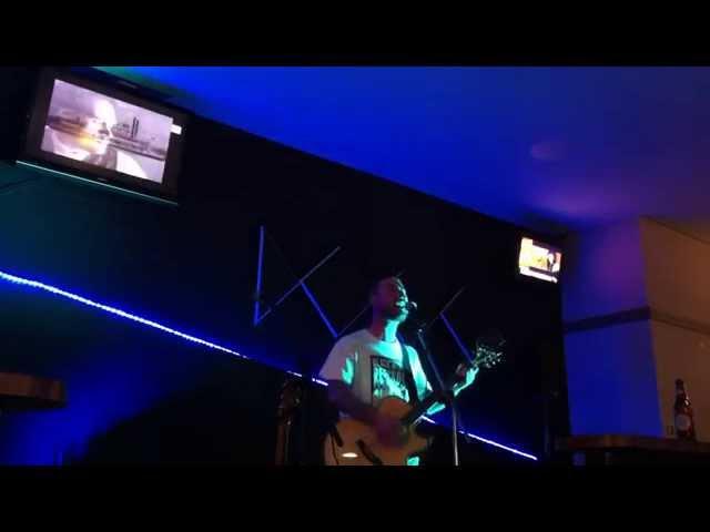 Leigh Hawkins (set three) @ The Barking Dog (11/9/14)