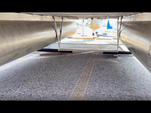 PONTOON HYDROFOIL ADVANTAGES BEFORE & AFTER