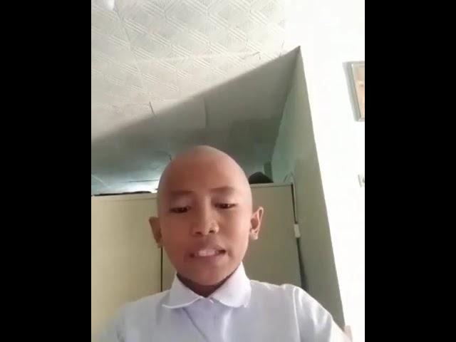 Viral bocah nyanyi  manuk dadali salah lirik