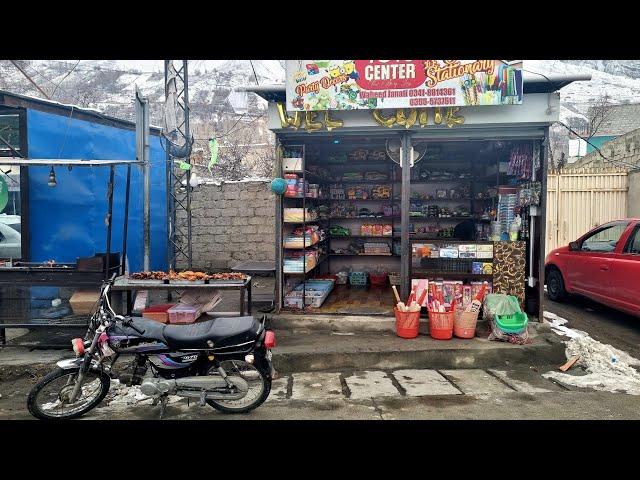 A short walk in Karimabad (Pakistan)