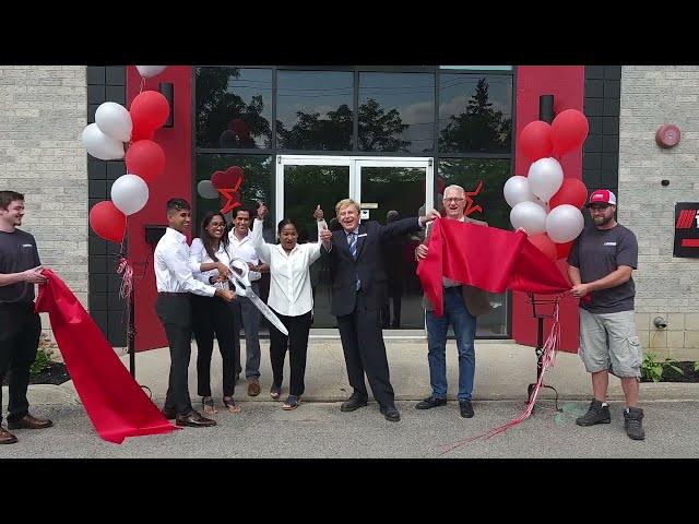 CARSTAR Newmarket shows off its new facility