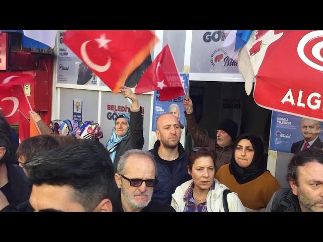 Ekrem İmamoğlu Adalar'da (3): AKP seçim bürosu önünde