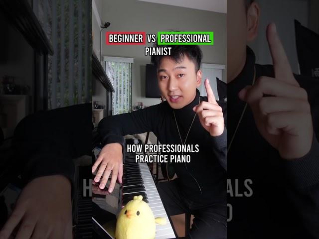 Beginners Vs professionals practicing piano #shorts