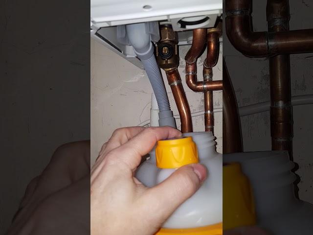 F28 Error! Gas boiler stopped - How to fix condensate problem on gas boiler