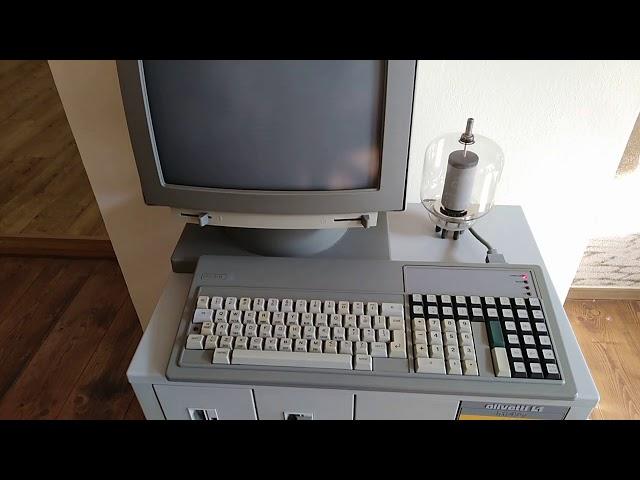 Olivetti L1 M40 ST - retro computer - 1981