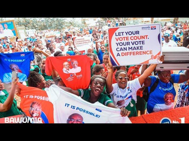 Bawumia, Chairman Wontumi pulls massive crowd during campaign tour at New Edubiase