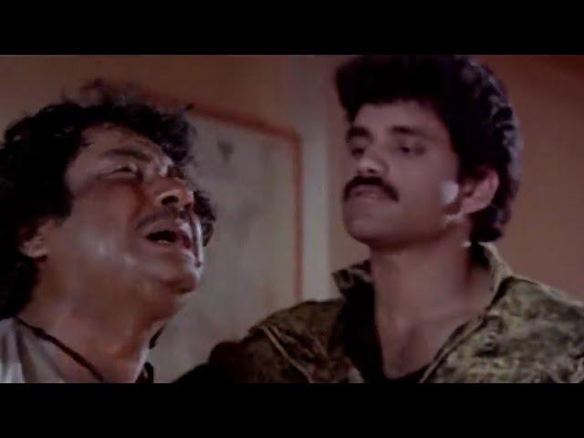 Nagarjuna Hotel Fight Scene Gang || Shiva Telugu Movie || Shalimar Cinema