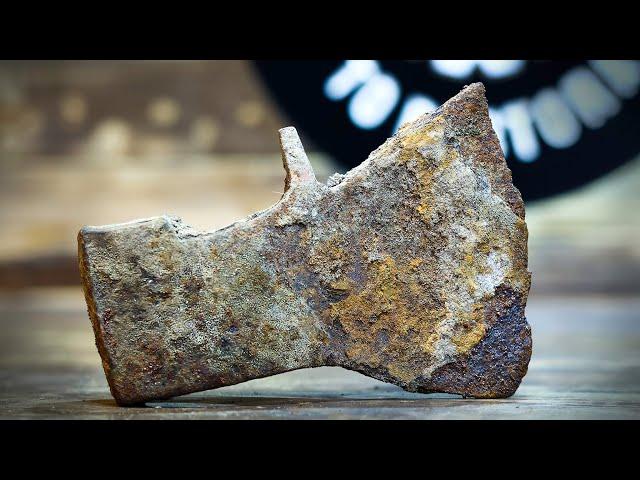 Restoration 100 YRO Rusty Axe Into A Masterpiece! Make An Artistical Handle For It