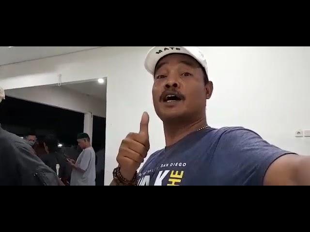 GENGSTER MEMBAWA SENJATA TAJAM TERTANGKAP WARGA DI KP GABUS KAB BEKASI