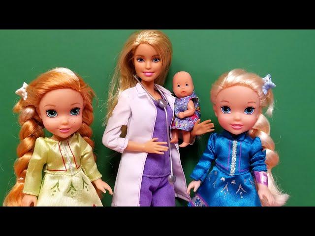 Doctor check up ! Elsa & Anna toddlers - Barbie