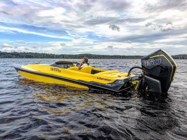 Liberator Mercury Racing 450R Fast Tunnel Boat