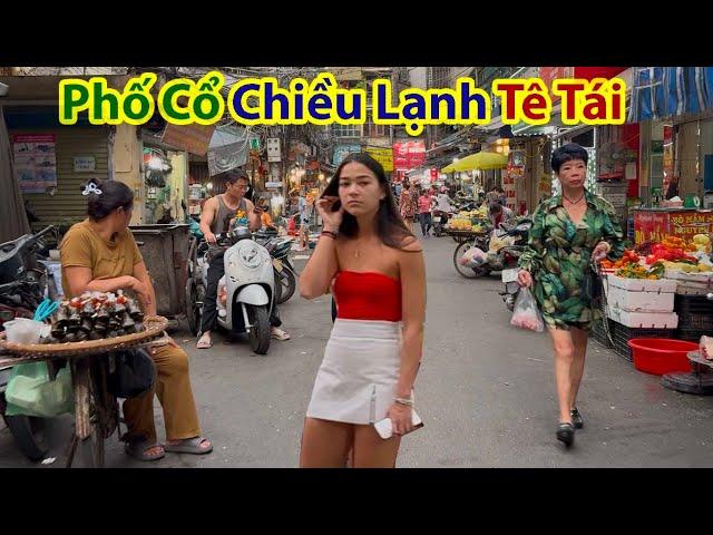 Choáng Cảnh Chiều Âm U Mù Mịt Ngã Tư Cửa Nam Tới Văn Miếu Quốc Tử Giám