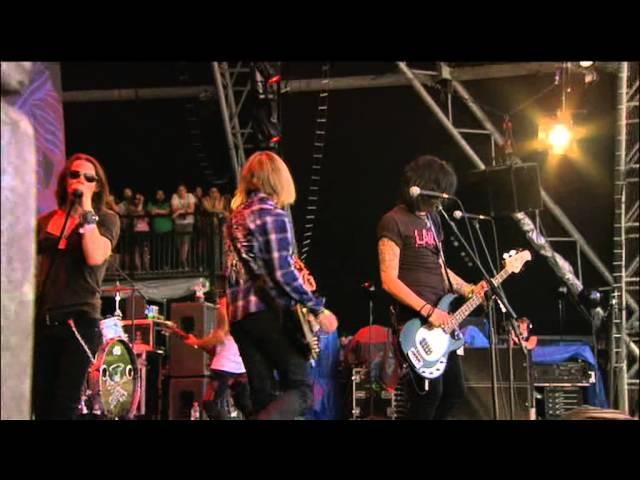 Slash - Glastonbury 2010 Full