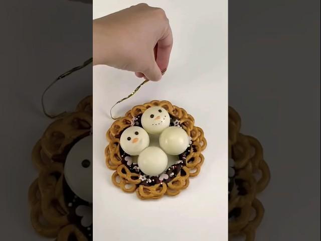 Snow man Christmas wreath #diy #chocolate #크리스마스 #christmasgift #초콜릿 #christmas #creativityunbound