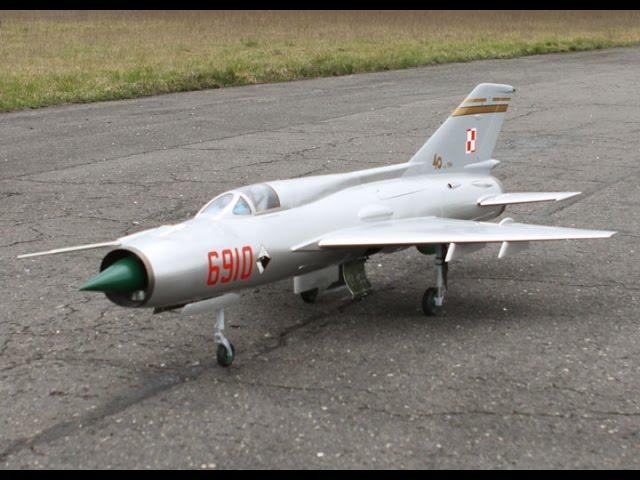 MIG-21 Jet model RC. Pierwszy start