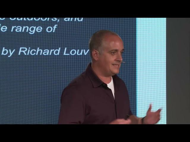 I Love Bugs | Kevin O'Shea | TEDxShekouIntlSchool