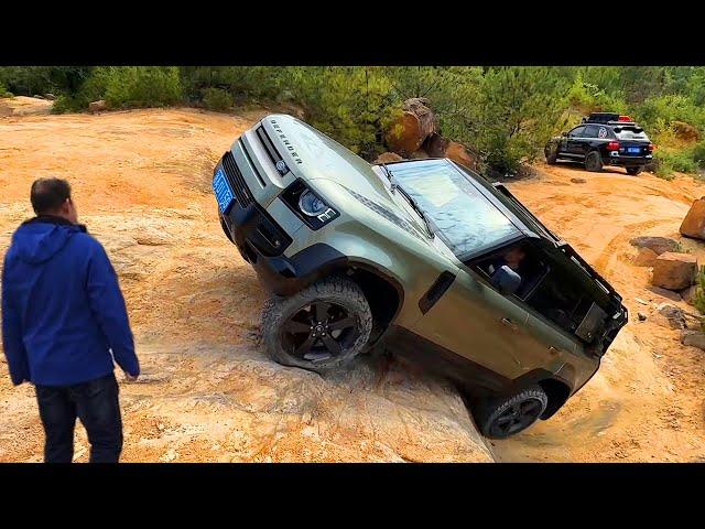 The match between Land Rover Defender 110 3.0L vs Porsche Cayenne 3.0T V6 Team | Extreme Off-road