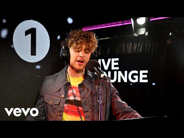 Tom Grennan - It Can't Be Christmas in the Live Lounge