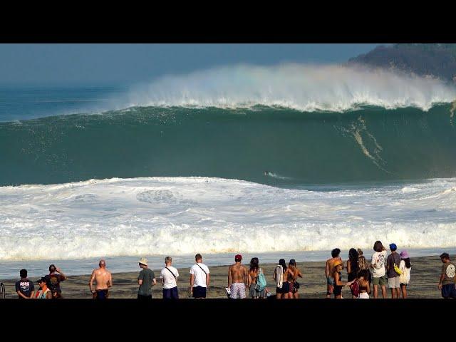 WAVES OVER 20 FEET | Surfing XXL Puerto Escondido