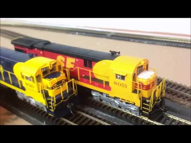 Model Railroading: HO Scale BLI Santa Fe C30-7 Engine with DCC and Sound Review