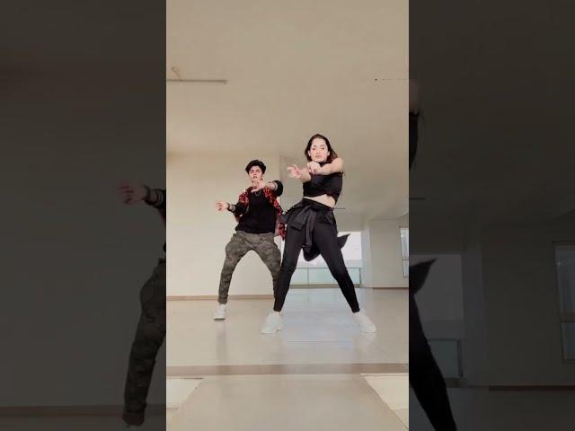 Jannat Zubair & Lucky Dancer New Tiktok Video