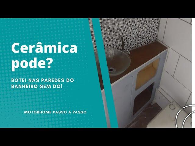 O que to fazendo no banheiro do motorhome