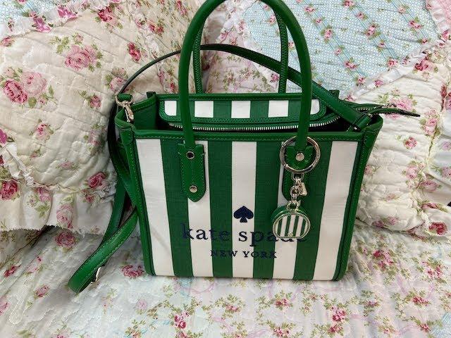 What's in my Kate Spade Small Stripe Tote in Green.