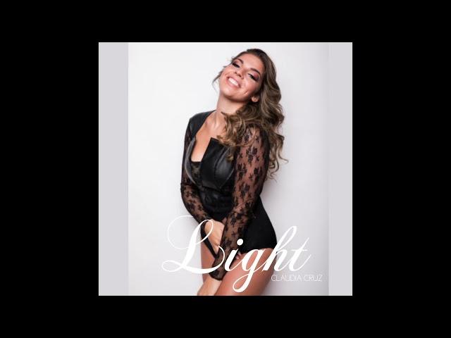 Cláudia Cruz - LIGHT