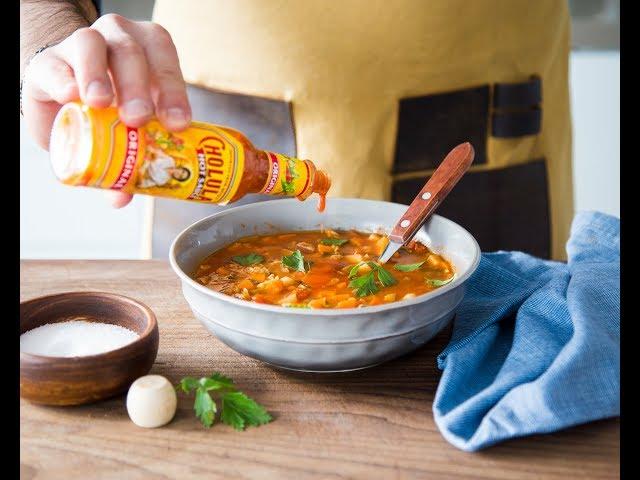 Kicked Up Manhattan Clam Chowder with Cholula Original | ad