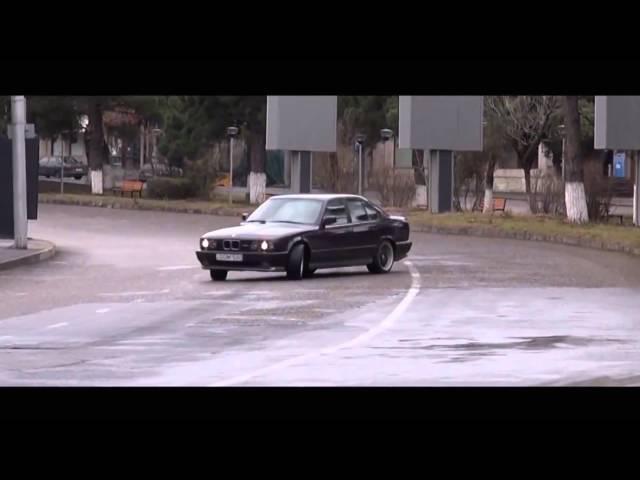 BMW M5 E34 3.8 ILLEGAL Street Racing and Drift HD 1080p