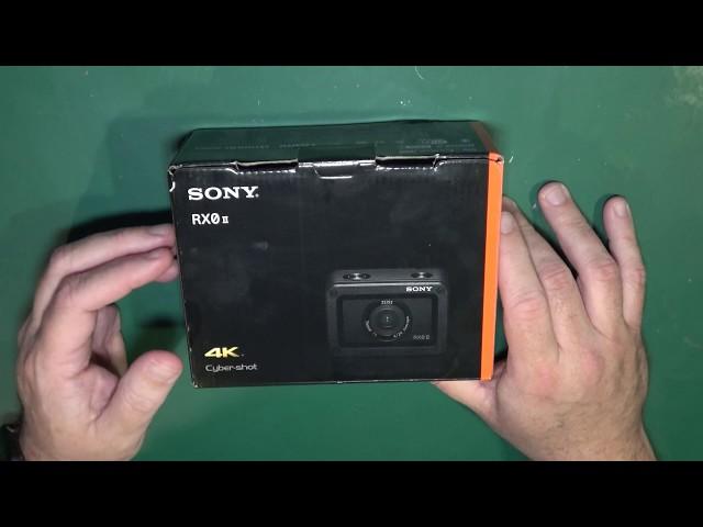 Unboxing my Sony RX0-ii